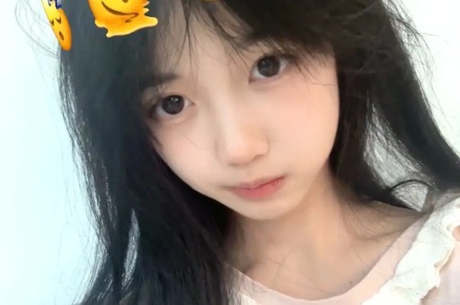 韩红深夜道歉！首映发言惹争议